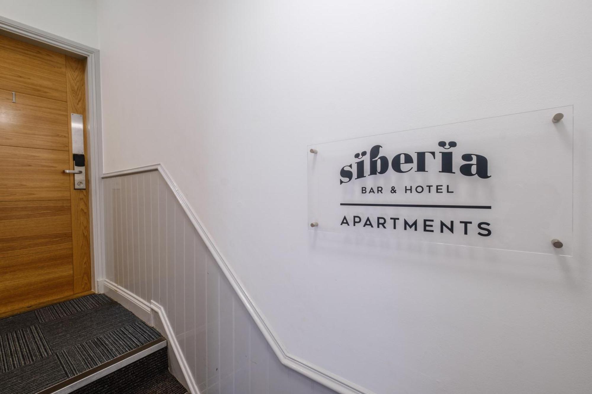 Siberia Bar & Hotel Абердин Экстерьер фото